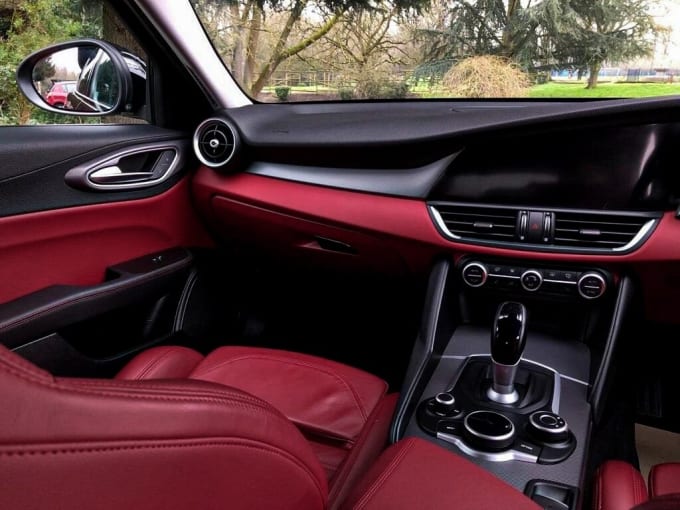 2025 Alfa Romeo Giulia
