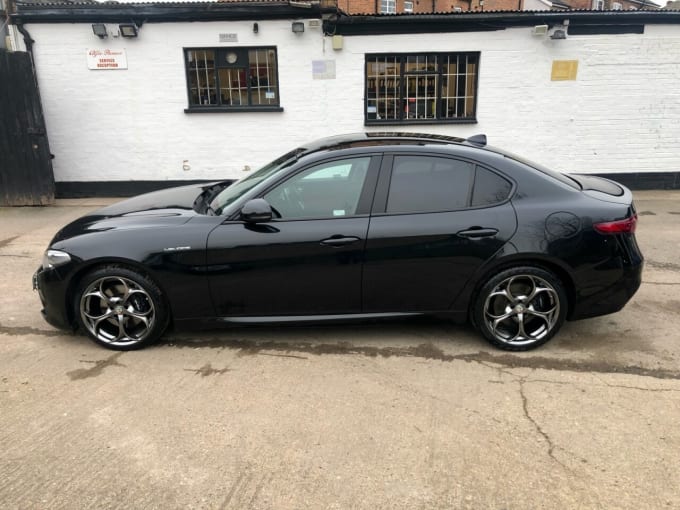 2025 Alfa Romeo Giulia