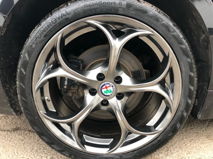 2025 Alfa Romeo Giulia