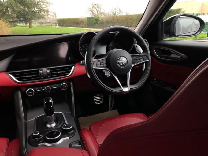 2025 Alfa Romeo Giulia