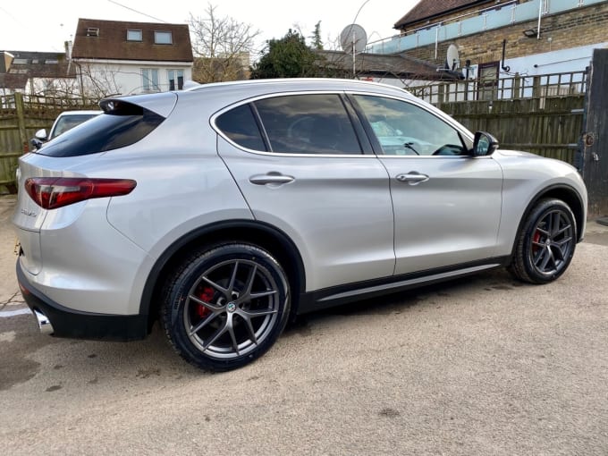 2024 Alfa Romeo Stelvio