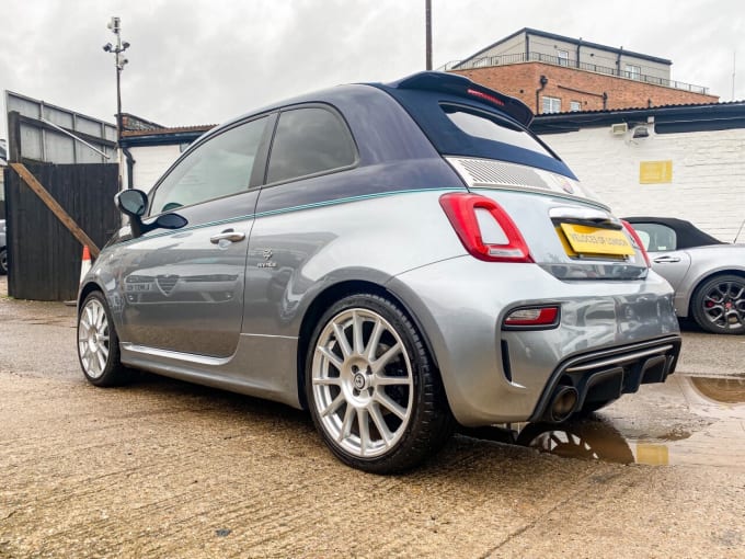 2025 Abarth 695c