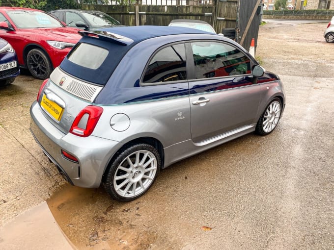 2025 Abarth 695c