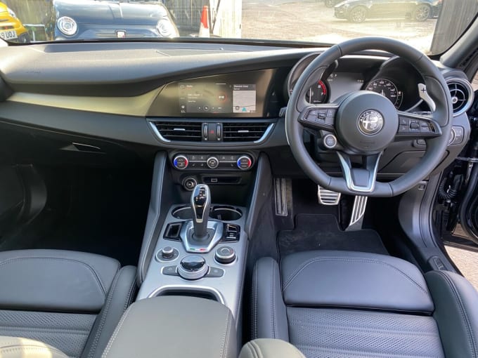 2025 Alfa Romeo Giulia