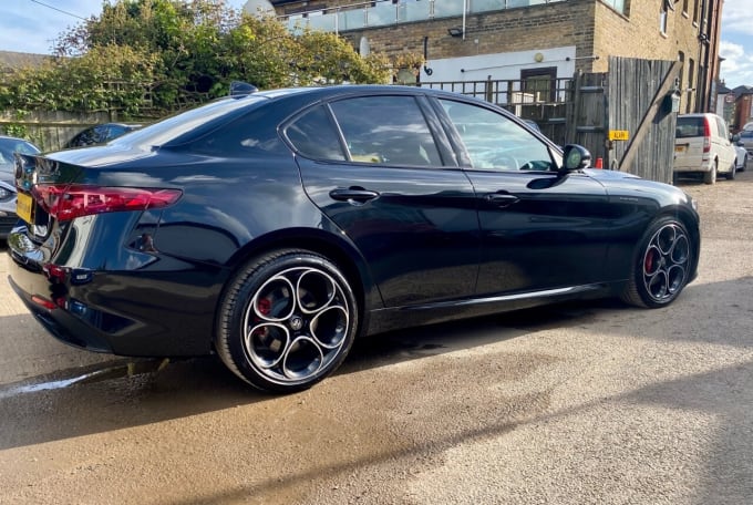 2025 Alfa Romeo Giulia
