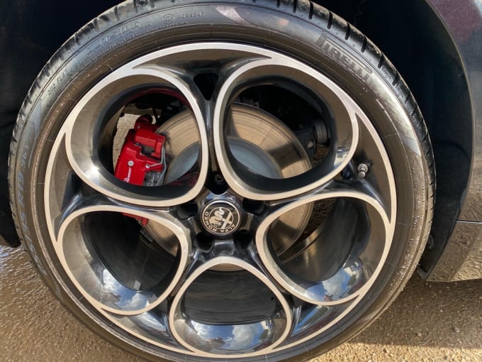 2025 Alfa Romeo Giulia