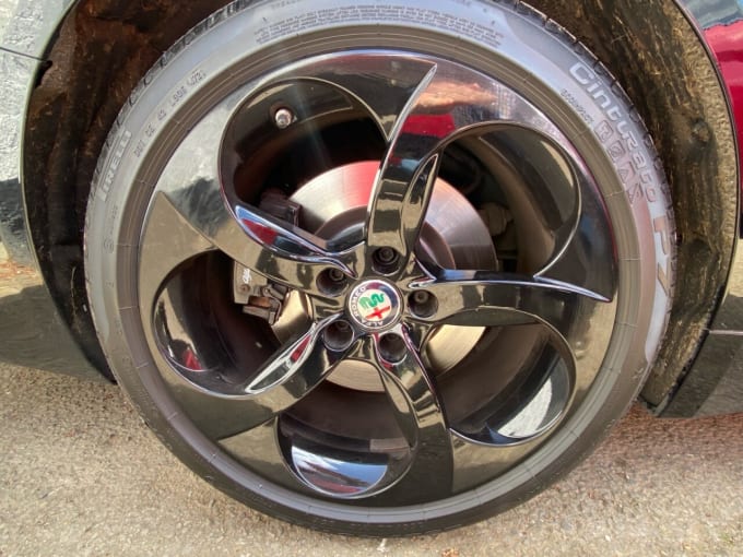 2025 Alfa Romeo Giulia
