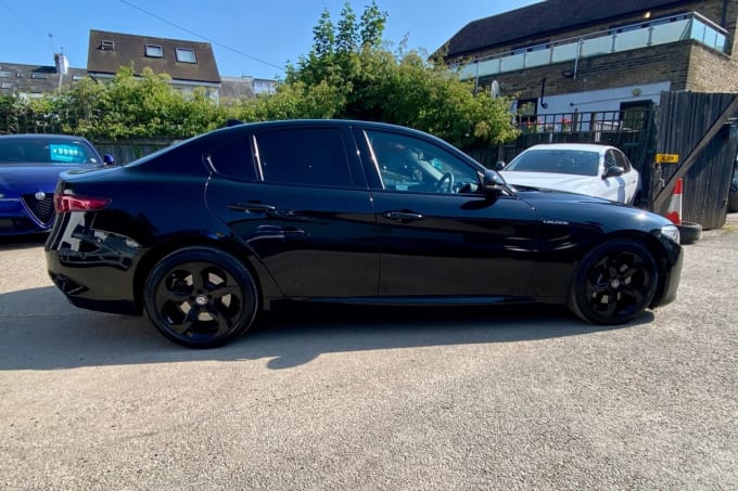 2025 Alfa Romeo Giulia