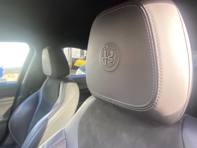 2025 Alfa Romeo Giulia