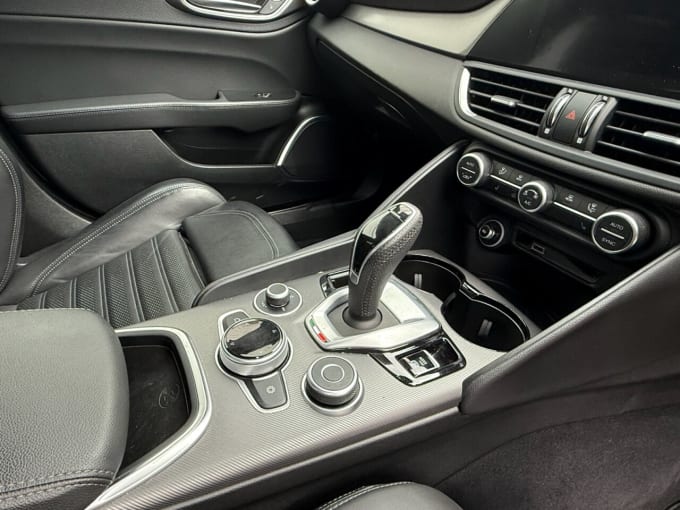 2025 Alfa Romeo Giulia