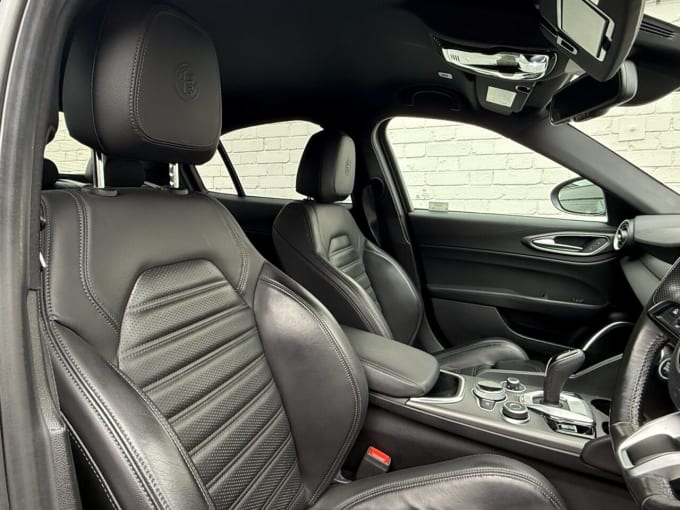2025 Alfa Romeo Giulia