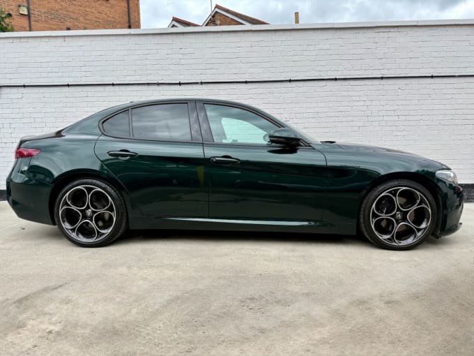 2025 Alfa Romeo Giulia