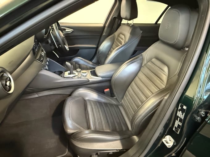 2025 Alfa Romeo Giulia