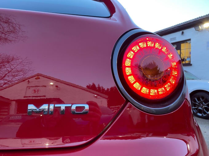 2017 Alfa Romeo Mito