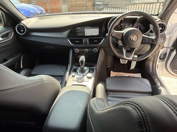 2025 Alfa Romeo Giulia