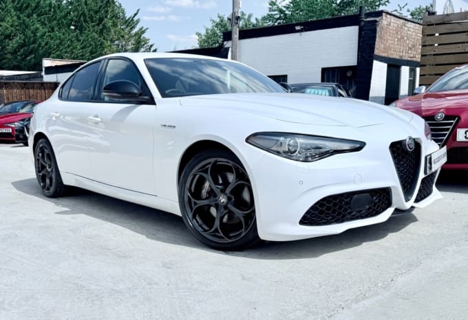 2025 Alfa Romeo Giulia