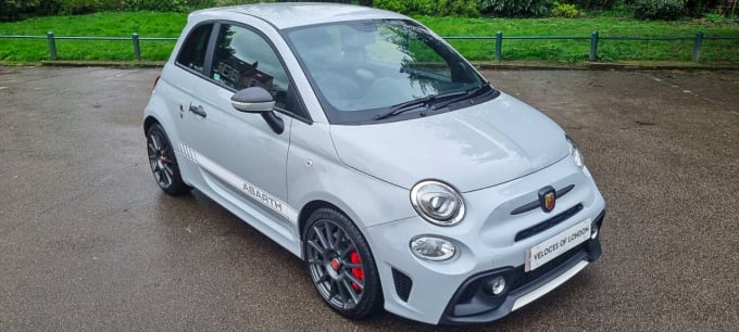 2025 Abarth 595