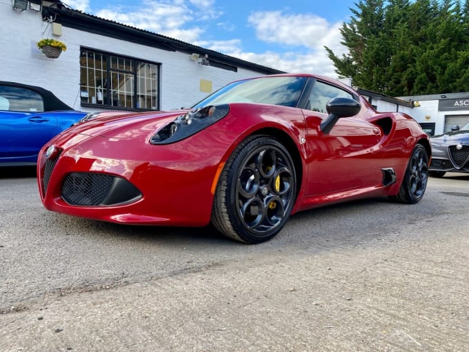 2024 Alfa Romeo 4c