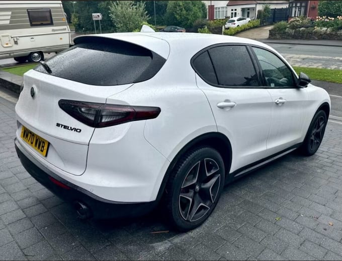 2025 Alfa Romeo Stelvio