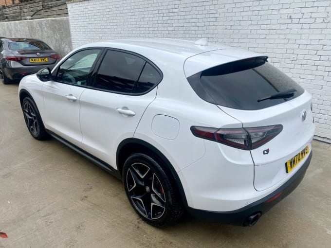 2025 Alfa Romeo Stelvio