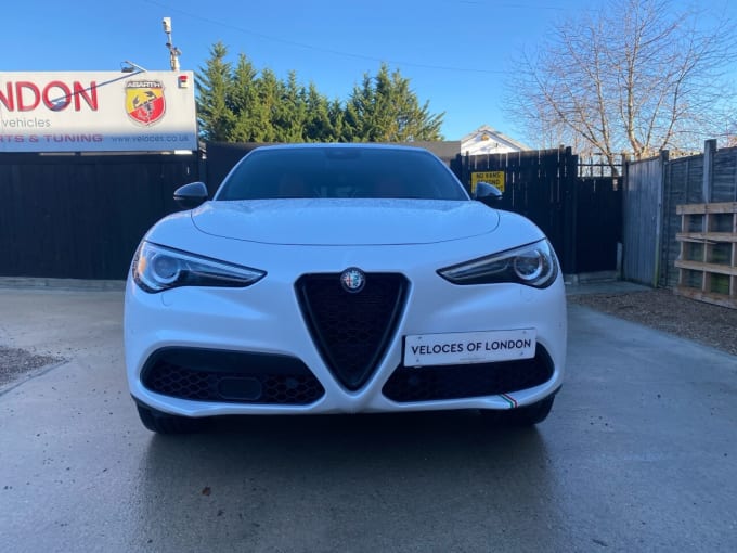 2025 Alfa Romeo Stelvio