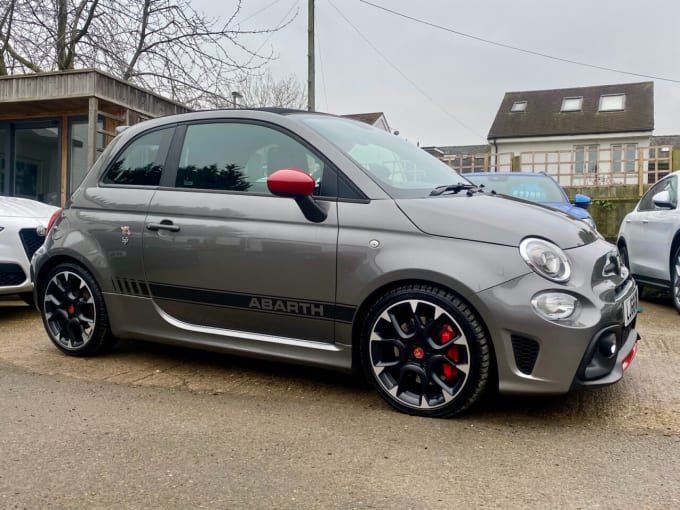 2025 Abarth 595c