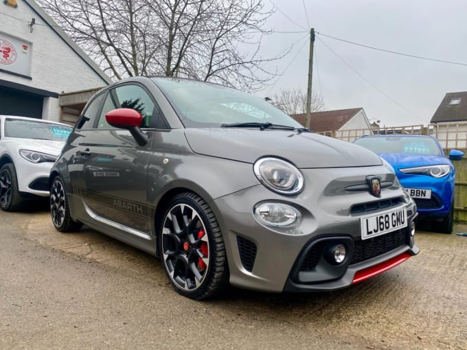 2025 Abarth 595c