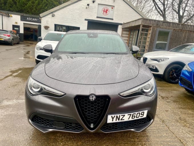 2025 Alfa Romeo Stelvio