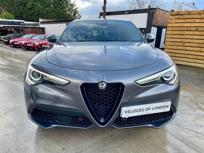 2025 Alfa Romeo Stelvio