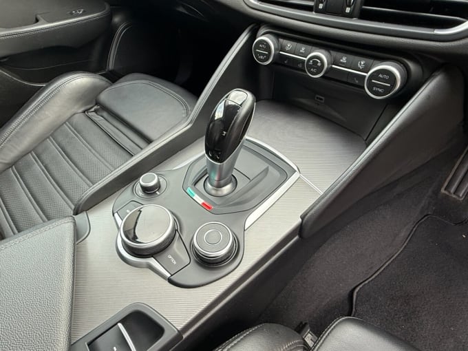 2025 Alfa Romeo Giulia