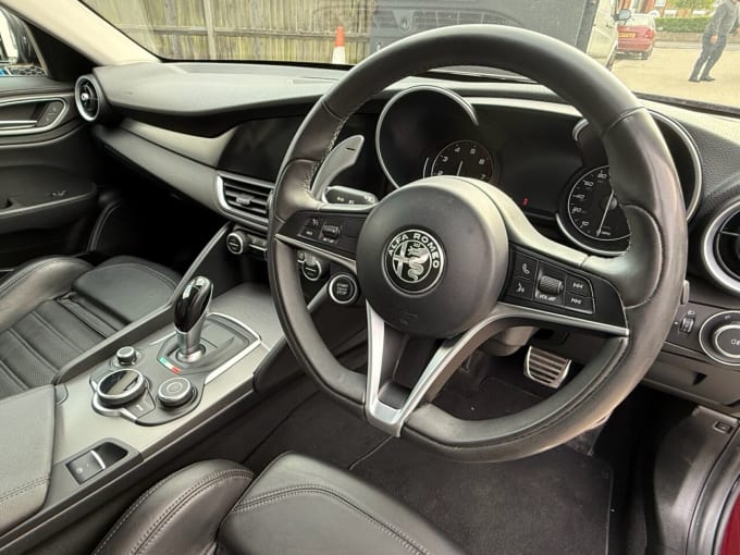 2025 Alfa Romeo Giulia