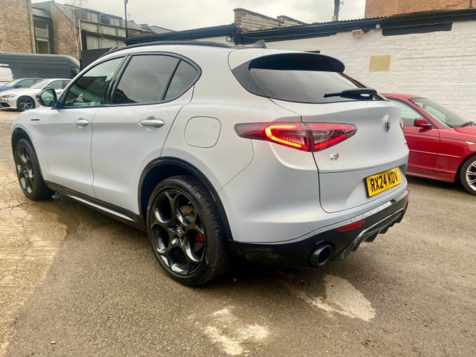 2025 Alfa Romeo Stelvio