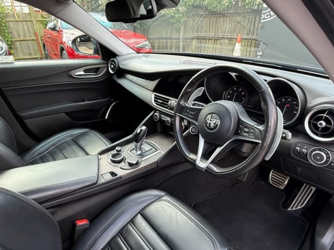 2025 Alfa Romeo Giulia