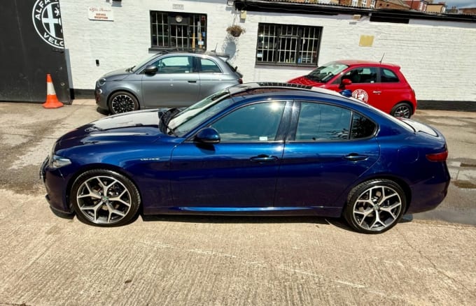 2025 Alfa Romeo Giulia