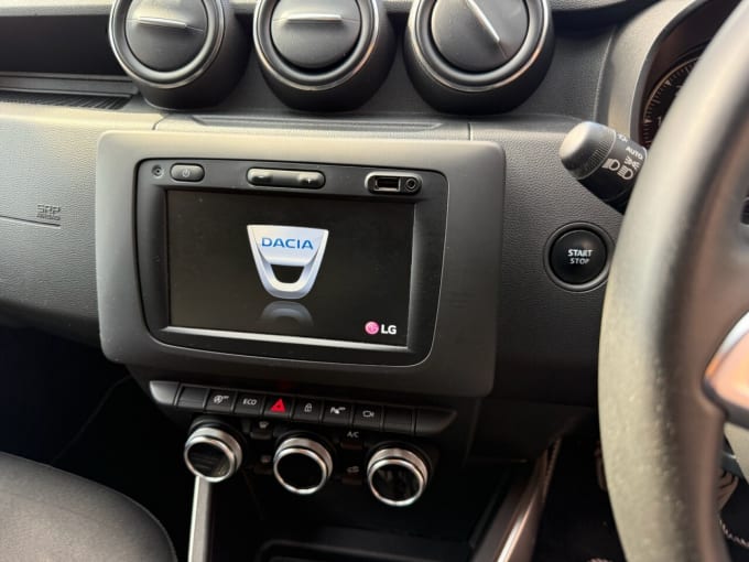 2025 Dacia Duster
