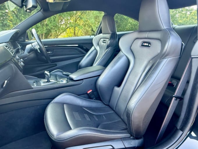 2025 BMW M4