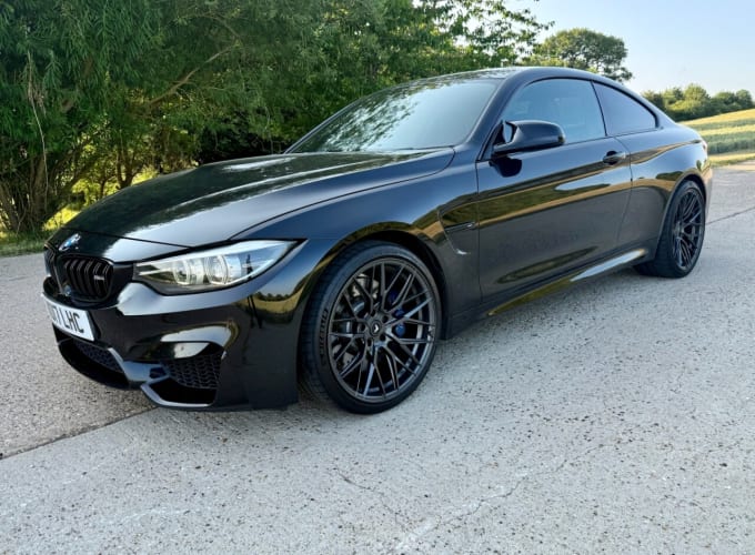 2025 BMW M4