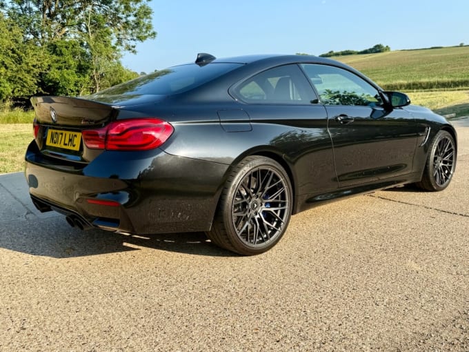 2025 BMW M4