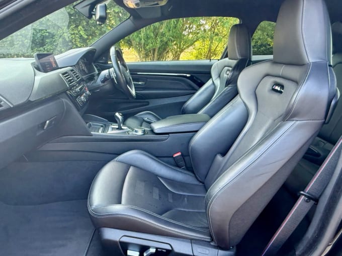 2025 BMW M4