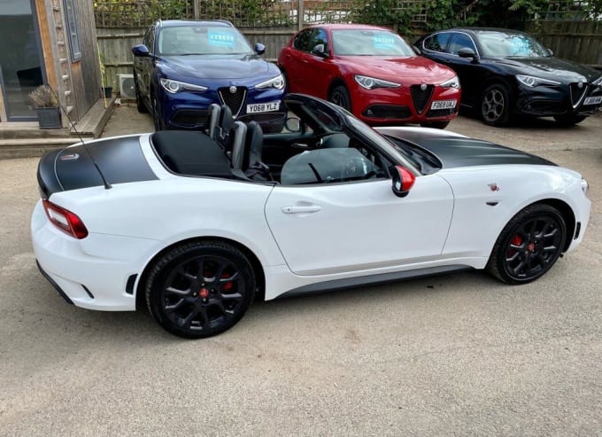 2025 Abarth 124 Spider