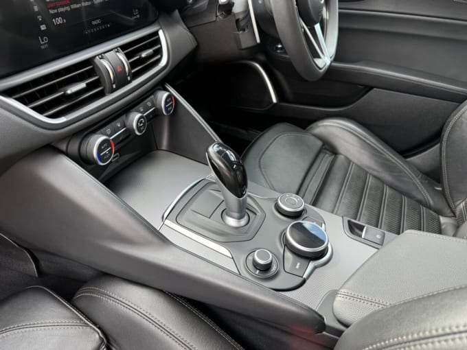 2025 Alfa Romeo Giulia