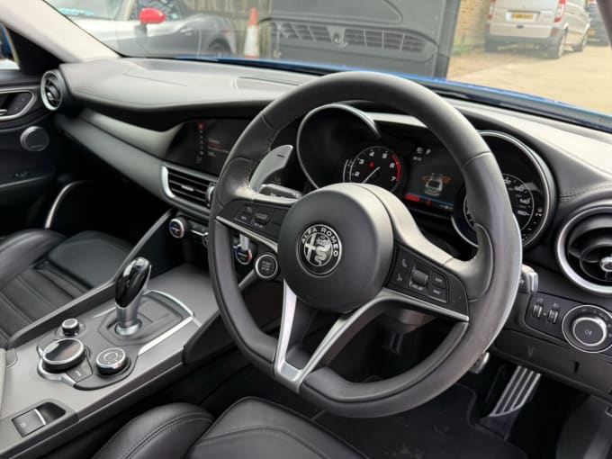 2025 Alfa Romeo Giulia