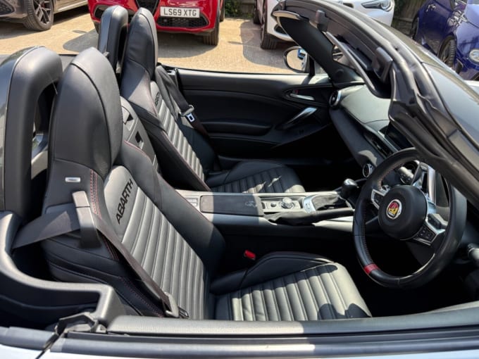 2025 Abarth 124 Spider