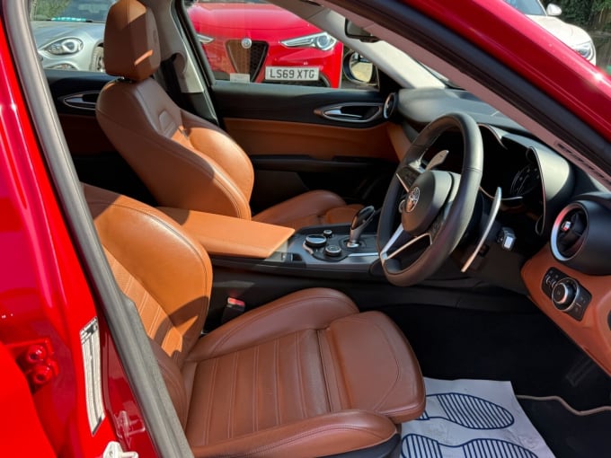 2025 Alfa Romeo Giulia