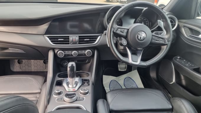 2025 Alfa Romeo Giulia