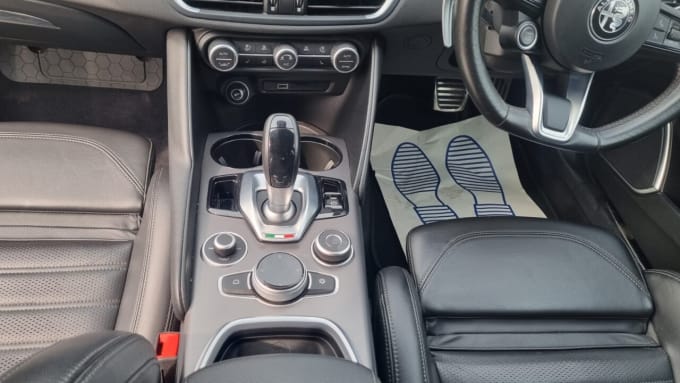 2025 Alfa Romeo Giulia