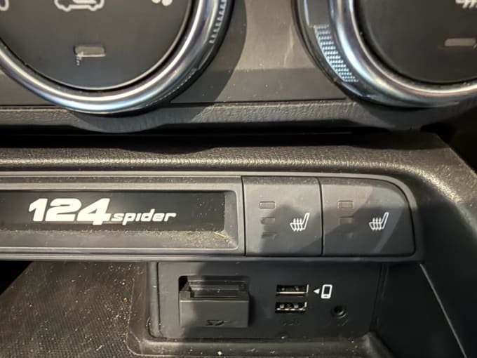 2025 Fiat 124 Spider