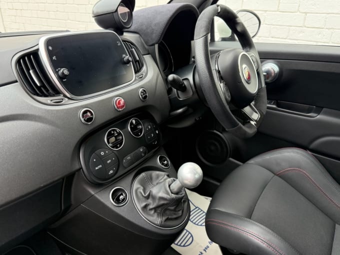2025 Abarth 595