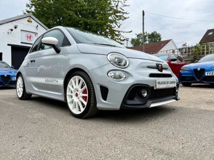 2025 Abarth 595