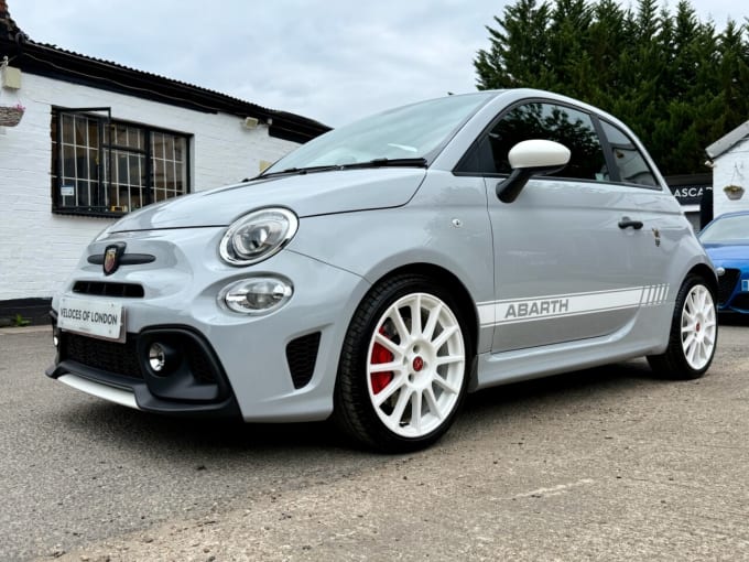 2025 Abarth 595